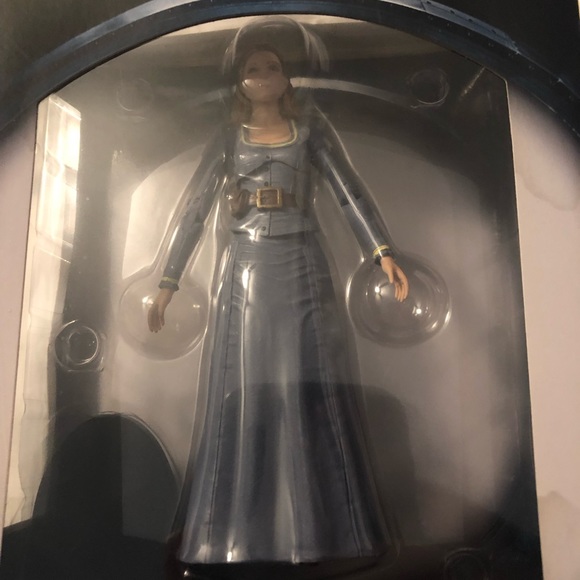 Warner Bros. Other - Westworld Dolores Abernathy Action Figure NIB